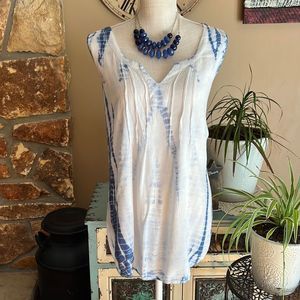 Sonoma Women’s Tie Dye Sleeveless V-neck Size XL Blue and White